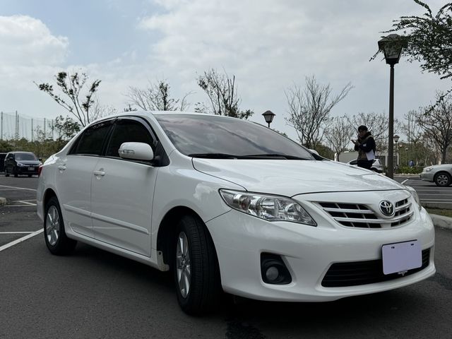 TOYOTA豐田 ALTIS  第1張相片