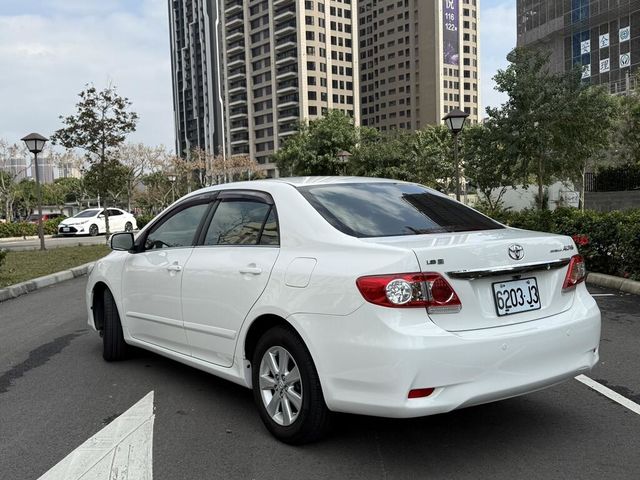 TOYOTA豐田 ALTIS  第2張相片
