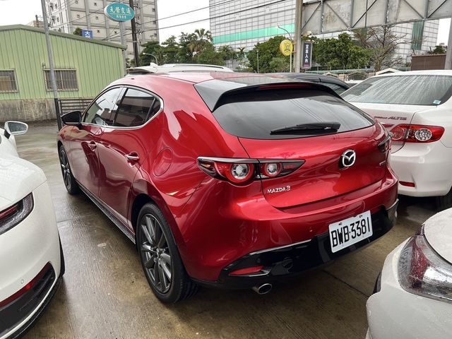 MAZDA馬自達 MAZDA 3  第2張相片