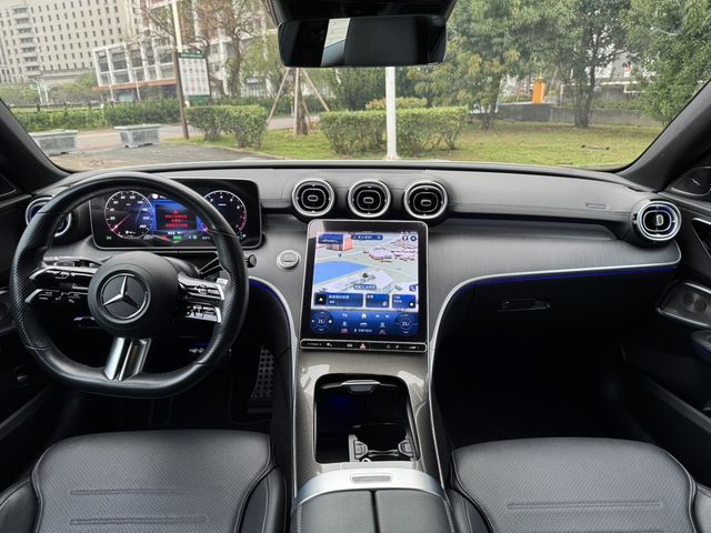 M-BENZ賓士 C300  第5張相片
