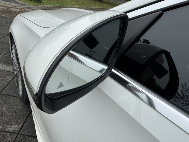 M-BENZ賓士 C300  第7張相片