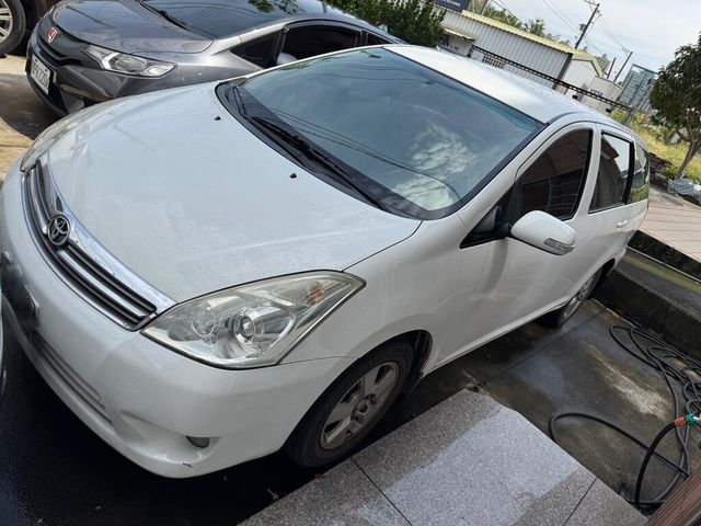 TOYOTA豐田 WISH  第1張相片