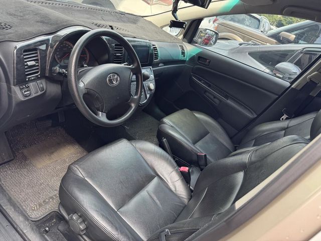 TOYOTA豐田 WISH  第5張相片