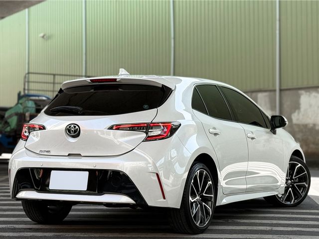 TOYOTA豐田 AURIS  第2張相片