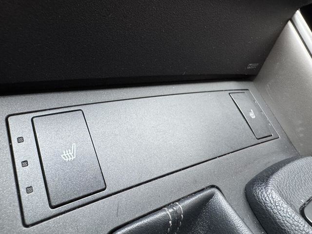 LEXUS凌志 IS 300H  第7張相片