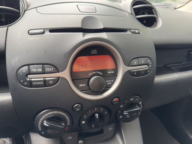 MAZDA馬自達 MAZDA 2  第7張相片