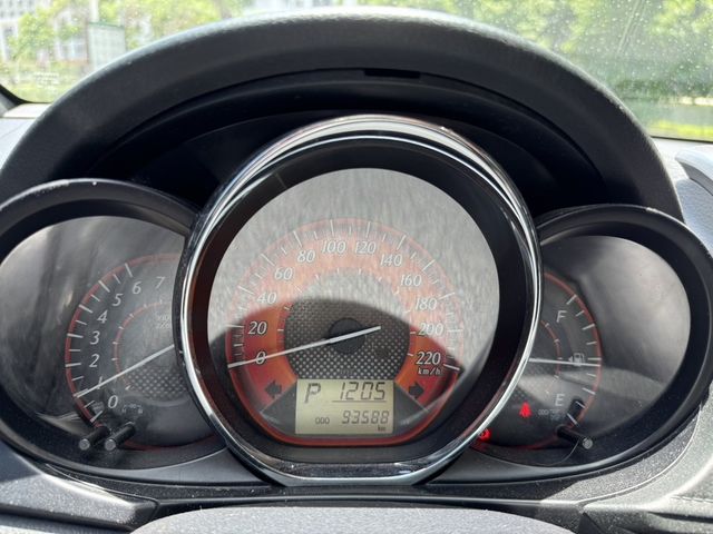 TOYOTA豐田 YARIS  第6張相片