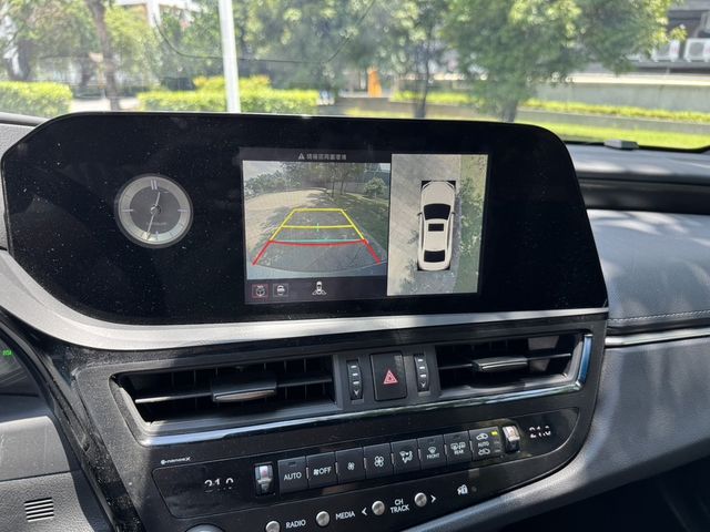 LEXUS凌志 ES200  第8張相片