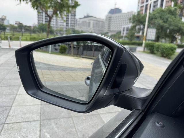 SKODA司科達 SUPERB COMBI  第11張相片