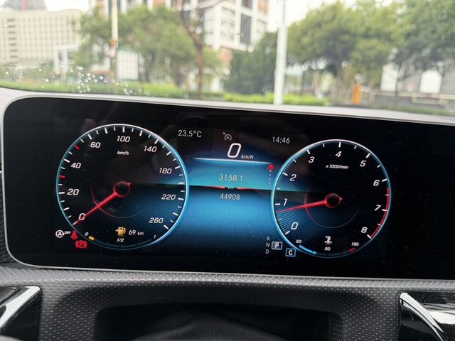 M-BENZ賓士 A200  第6張相片