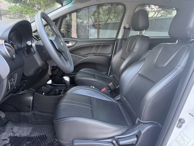 MITSUBISHI三菱 COLT PLUS  第3張相片