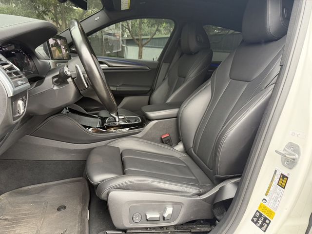 BMW寶馬 X4 M40I  第3張相片