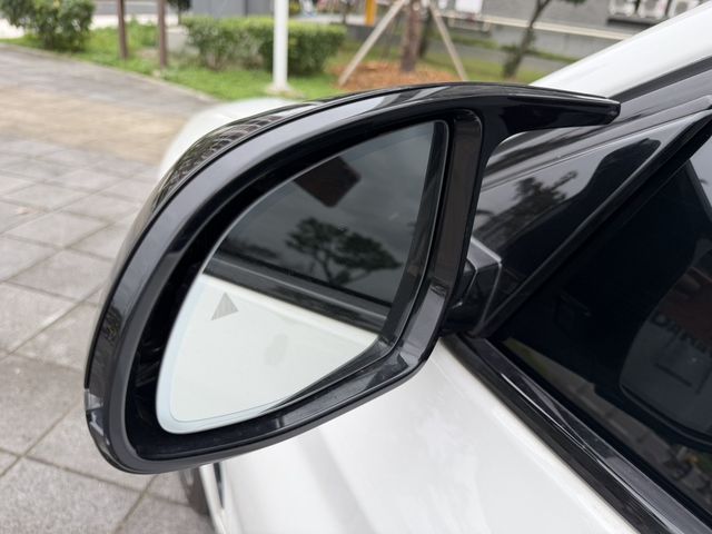 BMW寶馬 X4 M40I  第7張相片