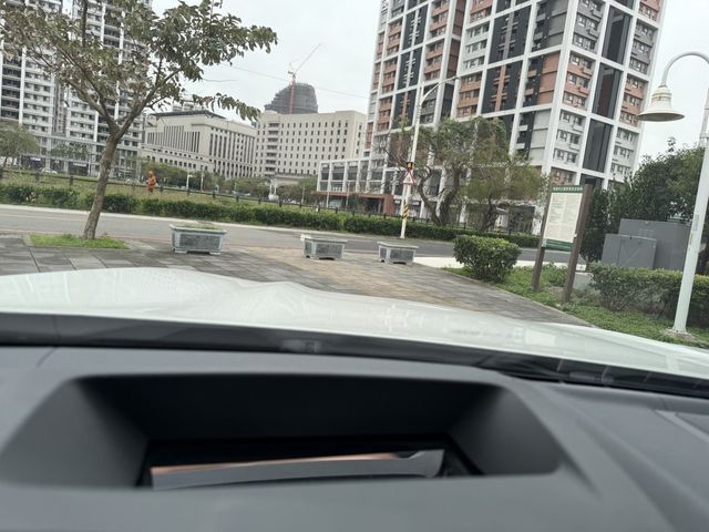 BMW寶馬 X4 M40I  第13張相片