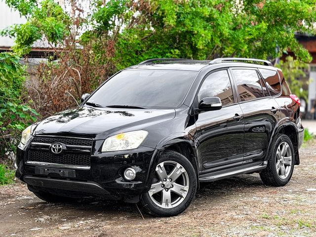 TOYOTA豐田 RAV4  第1張相片