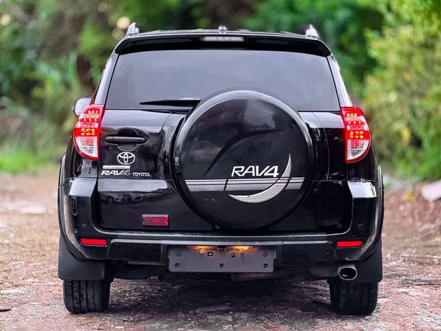TOYOTA豐田 RAV4  第4張相片