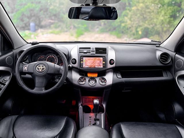 TOYOTA豐田 RAV4  第5張相片