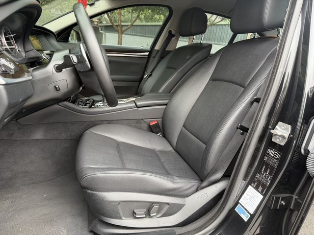 BMW寶馬 520D  第3張相片