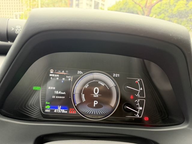 LEXUS凌志 UX250H  第9張相片