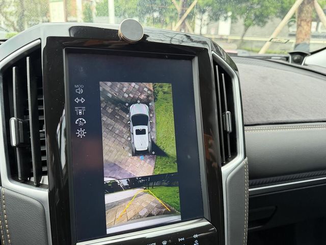 LUXGEN納智捷 U6 GT  第8張相片