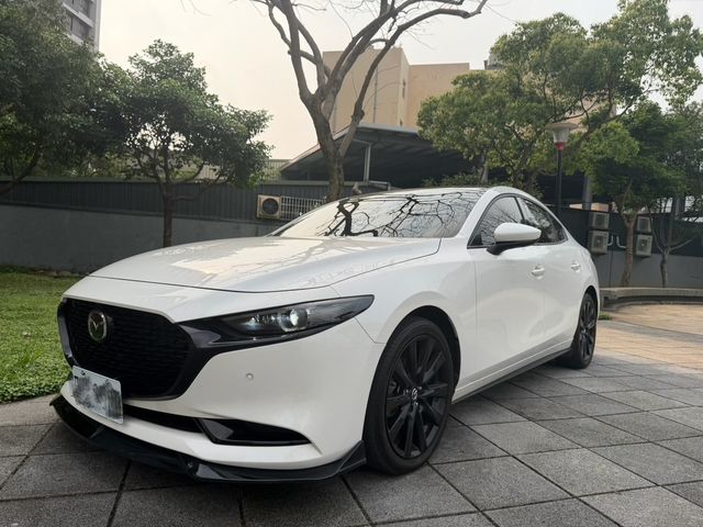 MAZDA馬自達 MAZDA 3  第1張相片