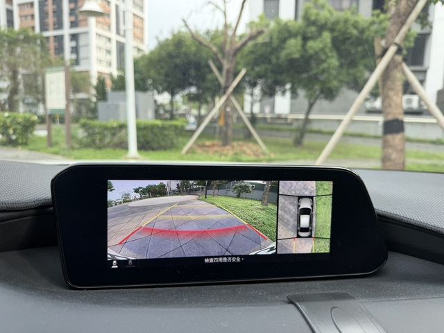 MAZDA馬自達 MAZDA 3  第10張相片