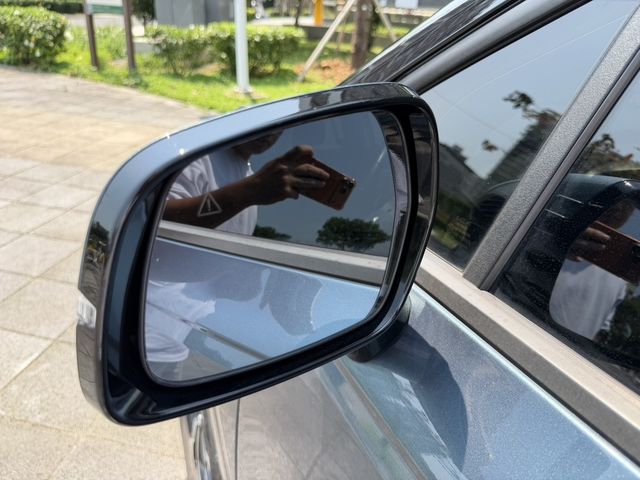 KIA起亞 CARNIVAL  第7張相片