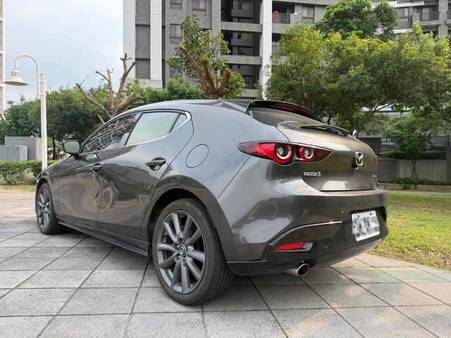 MAZDA馬自達 MAZDA 3  第2張相片