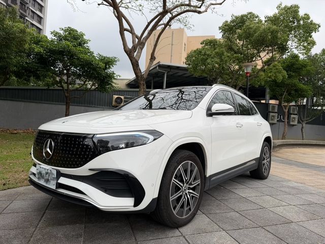 M-BENZ賓士 EQA250  第1張相片