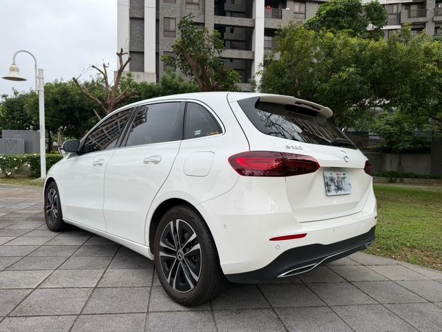 M-BENZ賓士 B180  第2張相片