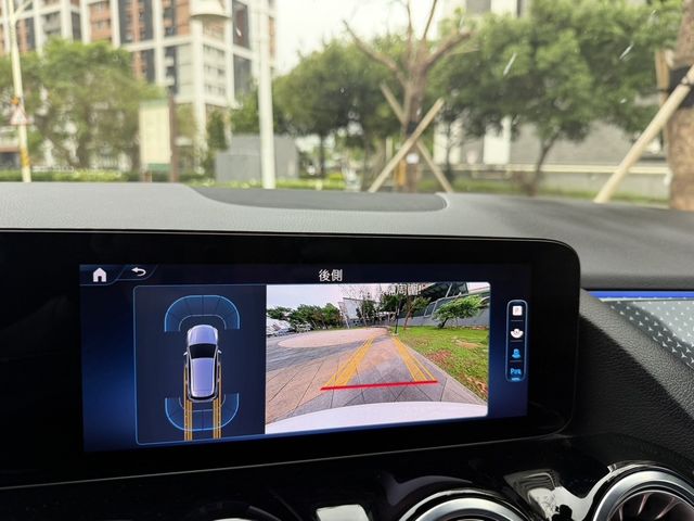 M-BENZ賓士 B180  第10張相片