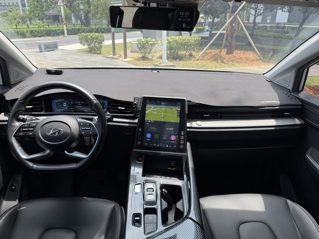 HYUNDAI現代 CUSTIN  第6張相片