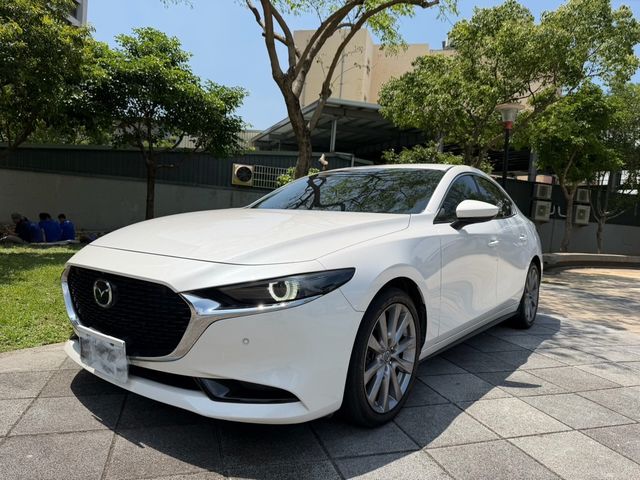 MAZDA馬自達 MAZDA 3  第1張相片