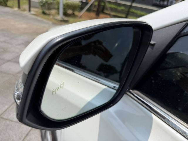 TOYOTA豐田 RAV4  第7張相片