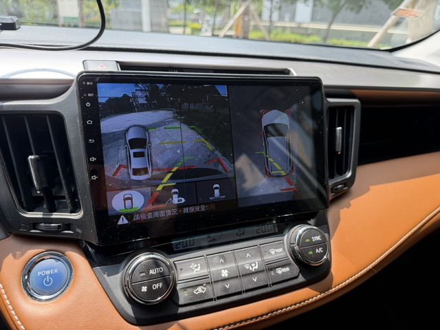 TOYOTA豐田 RAV4  第9張相片