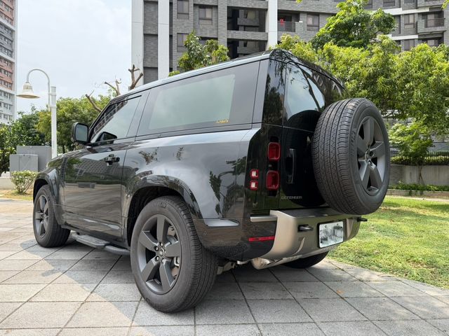 LAND ROVER路華 DEFENDER  第2張相片