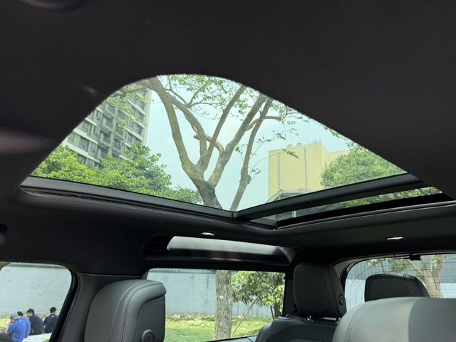 LAND ROVER路華 DEFENDER  第5張相片