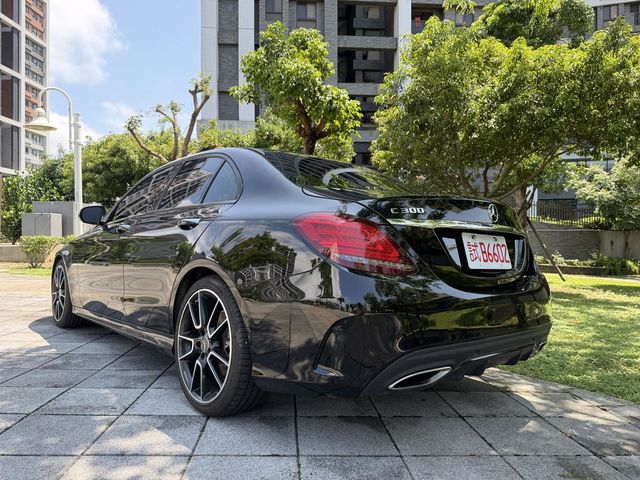 M-BENZ賓士 C300  第2張相片