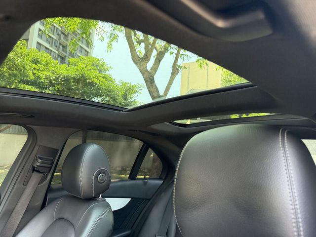 M-BENZ賓士 C300  第9張相片