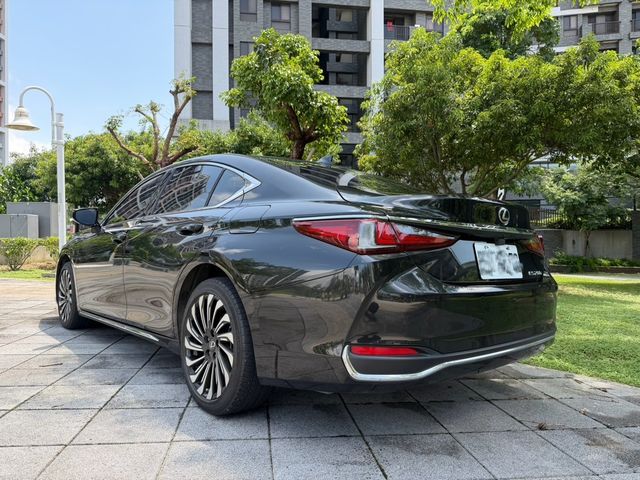 LEXUS凌志 ES200  第2張相片