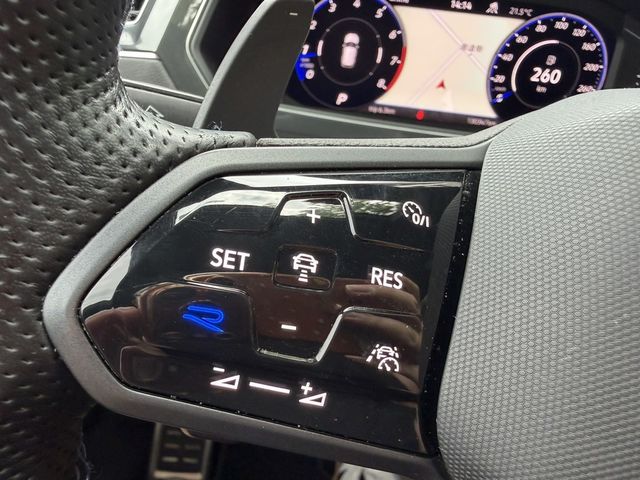 VOLKSWAGEN福斯 TIGUAN R  第10張相片