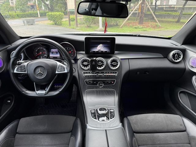 M-BENZ賓士 C250 COUPE  第5張相片