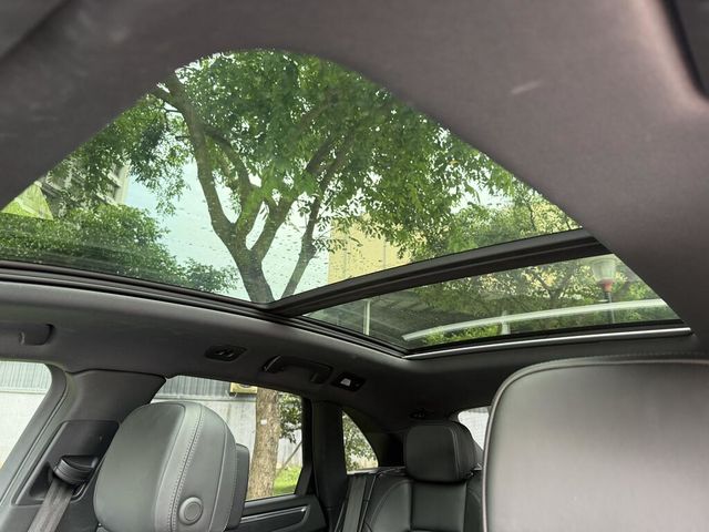 PORSCHE保時捷 MACAN  第8張相片