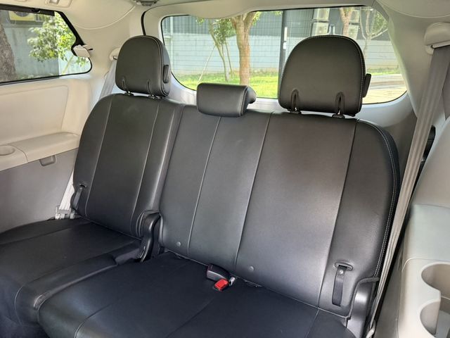 TOYOTA豐田 SIENNA  第5張相片