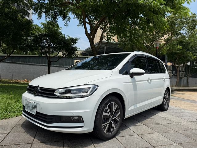 VOLKSWAGEN福斯 TOURAN  第1張相片