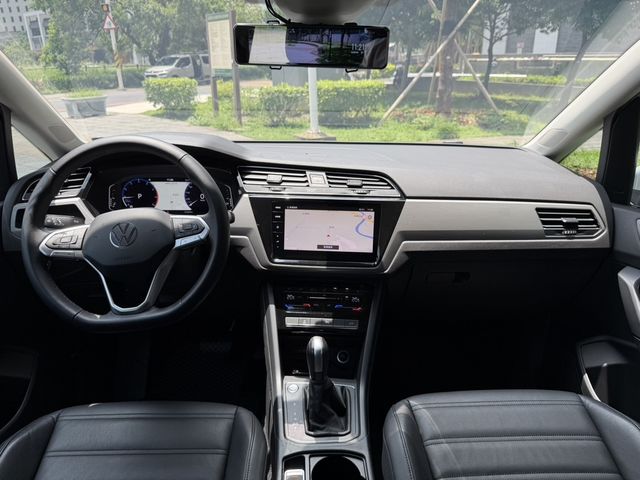 VOLKSWAGEN福斯 TOURAN  第5張相片