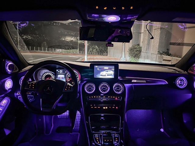 M-BENZ賓士 C43 AMG  第6張相片