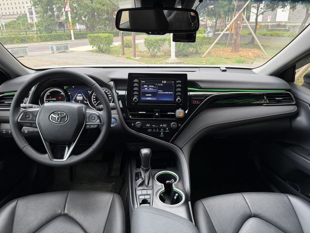 TOYOTA豐田 CAMRY HYBRID  第5張相片