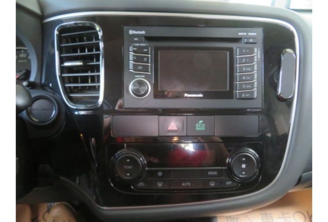 Mitsubishi OUTLANDER  第8張相片