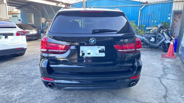 BMW寶馬 X5 XDRIVE35I  第7張相片
